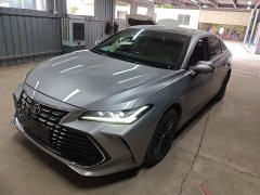 Toyota Avalon 2.0L XLE Premium Edition - ფოტო 1