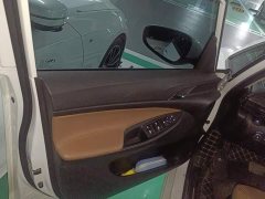 Buick GL6 323T Hybrid Connected Luxury - ფოტო 7