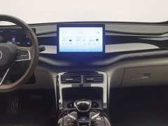 BYD Qin PLUS Champion Edition DM-i 55KM Leading - ფოტო 12