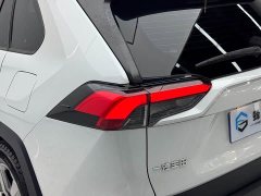 Toyota RAV4 2.0L CVT FWD Fashion Edition - ფოტო 19