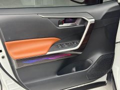 Toyota RAV4 2.0L CVT FWD Fashion Edition - ფოტო 8