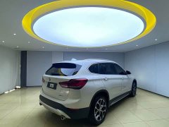 BMW X1 sDrive20Li Fashion - ფოტო 4