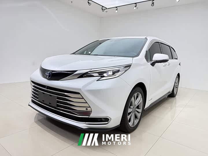 Toyota Sienna 2.5L Hybrid Comfort Edition