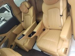 Voyah Lantu Dreamchaser PHEV AWD Excellence Qiankun Edition - ფოტო 16