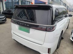 Voyah Lantu Dreamchaser PHEV AWD Excellence Qiankun Edition - ფოტო 6