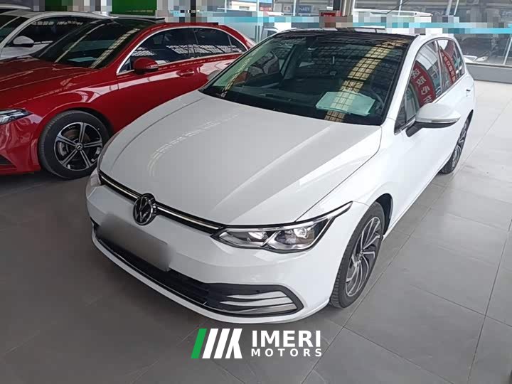 Volkswagen Golf Facelift 280TSI DSG Pro - ავტომობილი ჩინეთიდან