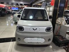 Wuling Hongguang MINIEV Third Generation 215km Advanced Edition - ფოტო 2