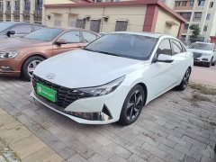 Hyundai Elantra 2022 1.5L CVT Luxury - ფოტო 1
