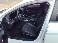 Hyundai Elantra 2022 1.5L CVT Luxury - ფოტო 14
