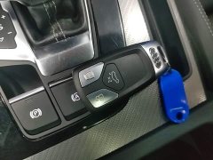 Audi Q5L Facelift 40T Luxury Sport - ფოტო 8