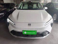 Buick Zhijing L7 Extended Range Avvia - ფოტო 2