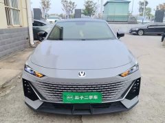 Changan UNI-V 1.5T Deluxe - ფოტო 2