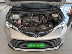 Toyota Sienna 2021 2.5L Hybrid Luxury - ფოტო 19
