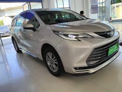 Toyota Sienna 2021 2.5L Hybrid Luxury - ფოტო 3