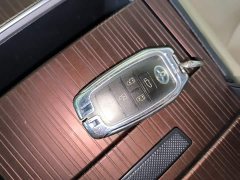Toyota Sienna 2021 2.5L Hybrid Luxury - ფოტო 8