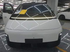 Li Auto MEGA Home Family Edition - ფოტო 2