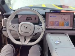 Voyah Lantu Zhiyin 2025 Rear-Wheel Drive Qiankun Edition - ფოტო 9