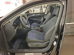 Volkswagen Passat Outstanding Edition 380TSI Starry Sky Dragon Ascendant Version - ფოტო 14