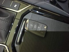Volkswagen Passat Outstanding Edition 380TSI Starry Sky Dragon Ascendant Version - ფოტო 8