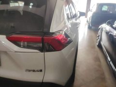 Toyota RAV4 2.0L CVT FWD Urban Edition - ფოტო 7