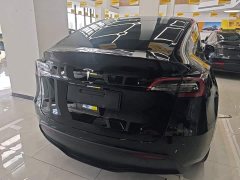 Tesla Model Y Long Range All-Wheel Drive - ფოტო 5