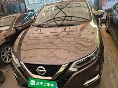 Nissan Qashqai 2.0L CVT Luxury - ფოტო 2