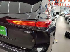 Toyota Highlander 2.5L Intelligent Hybrid AWD Premium 7-Seater - ფოტო 7