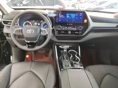 Toyota Highlander 2.5L Intelligent Hybrid AWD Premium 7-Seater - ფოტო 9