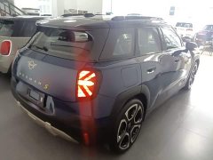 BMW Electric MINI ACEMAN SE Artist Edition - ფოტო 6