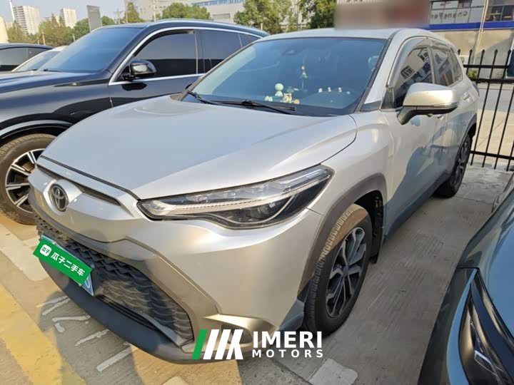 Toyota Frontlander 2.0L CVT Luxury - ავტომობილი ჩინეთიდან