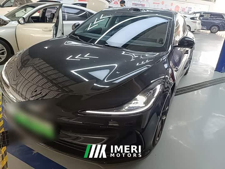 IM Motors Zhiji L6 2024 Max Standard Edition - ავტომობილი ჩინეთიდან
