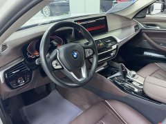 BMW 5 Series Facelift 530Li xDrive Luxury Package - ფოტო 18