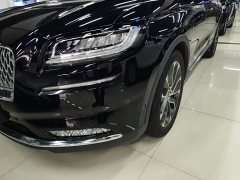 Lincoln Explorer 2.0T AWD Elite - ფოტო 17