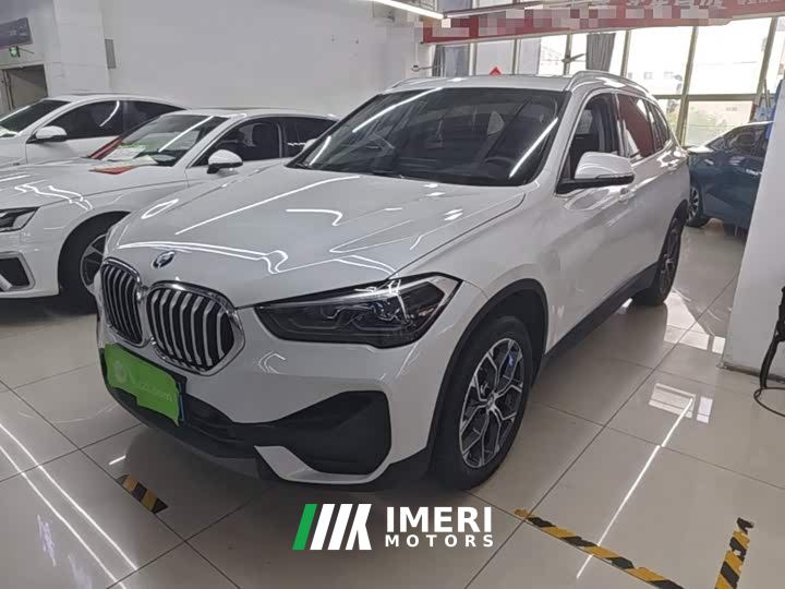 BMW X1 sDrive25Li Leading Edition