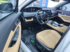 Changan UNI-K 2.0T Two-Wheel Drive Deluxe Edition - ფოტო 15