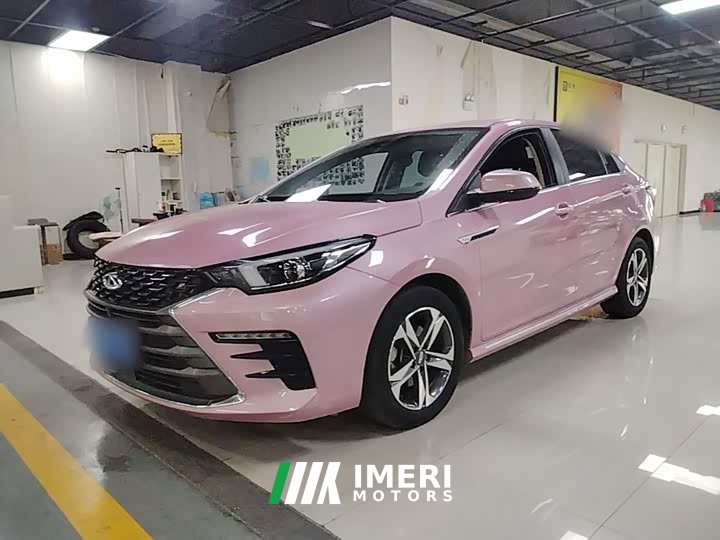 Chery 5 PLUS AI 1.5T CVT Edition - ავტომობილი ჩინეთიდან