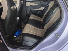 BYD Dolphin 420km Fashion Edition - ფოტო 16