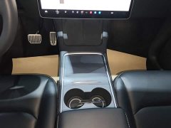 Tesla Model Y 2022 Facelift Rear-Wheel Drive - ფოტო 10