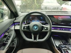 BMW i5 2025 eDrive 35L M Sport Package - ფოტო 10