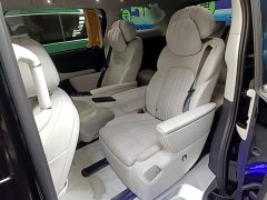 Voyah Lantu Dreamchaser PHEV AWD Luxury Kunpeng Edition - ფოტო 16