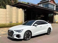 Audi A3 A3L Limousine 35 TFSI Fashion Sport - ფოტო 1