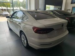 Volkswagen Lavida 280TSI DSG Comfort - ფოტო 4