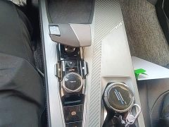 Changan Oushan Z6 Blue Whale 1.5T DCT Smart Premium Edition - ფოტო 13