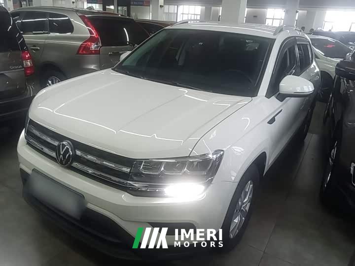 Volkswagen Touareg 2022 280TSI FWD Fashion Edition - ავტომობილი ჩინეთიდან