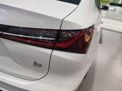 SAIC MG i5 1.5L CVT Luxury - ფოტო 7
