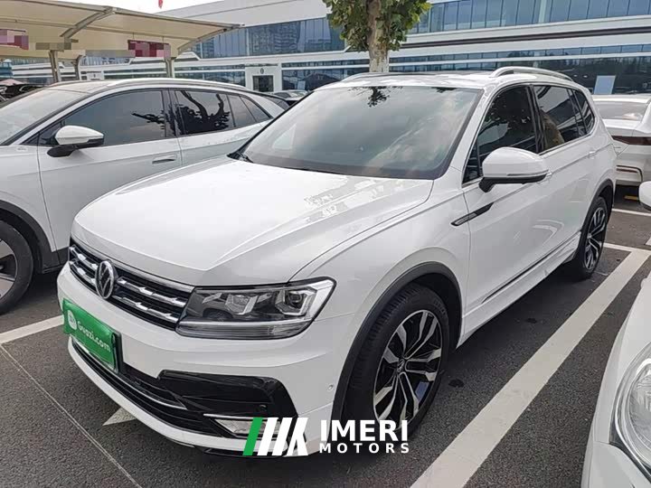 Volkswagen Tiguan L 330TSI Automatic FWD R-Line Comfort Edition - ავტომობილი ჩინეთიდან