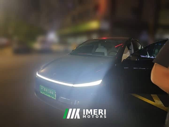 Tesla Model Y Long Range All-Wheel Drive - ავტომობილი ჩინეთიდან