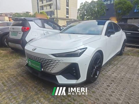 2023 Changan UNI-V 1.5T Version - ავტომობილი ჩინეთიდან