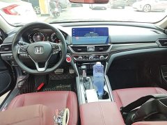Honda Accord 260TURBO Phantom Night Premium Edition - ფოტო 9