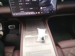 NIO ES8 2026 Six-Seat Executive Signature Edition - ფოტო 12